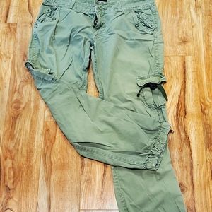 American Eagle cargo pants size 8
